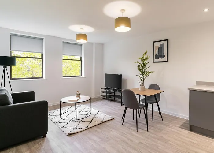 Host & Stay - 36 Waterside Place